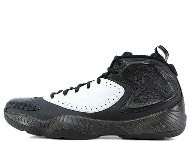 ナイキ エアジョーダン2012